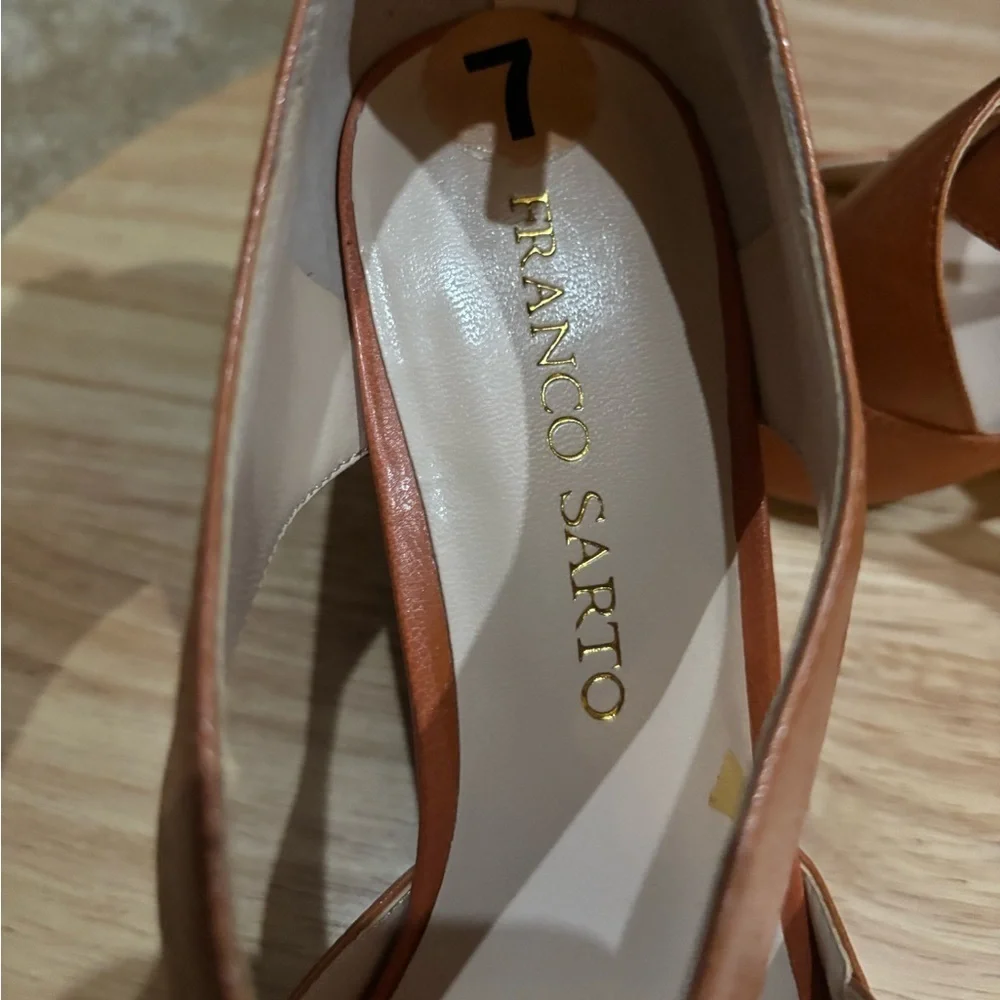 FRANCO SARTO Strappy Zip-Up Brown Leather Tandy 2  Wedge Sandals Heels Size 7